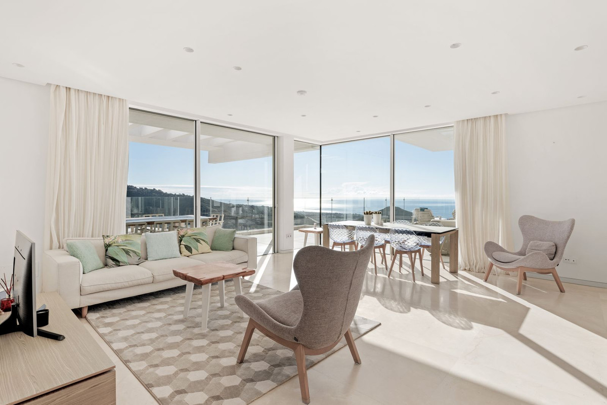 3 Bed Apartment for sale in Ojén Costa Del Sol, Málaga, Spain