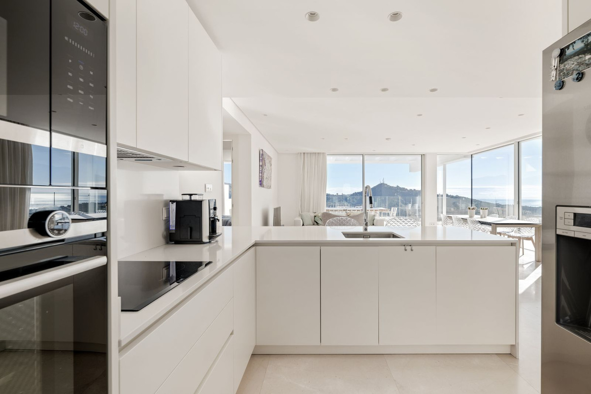 3 Bed Apartment for sale in Ojén Costa Del Sol, Málaga, Spain