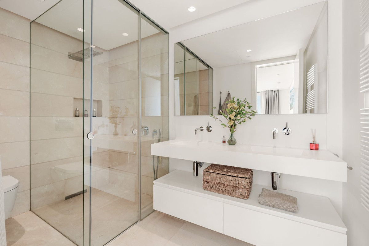 3 Bed Apartment for sale in Ojén Costa Del Sol, Málaga, Spain