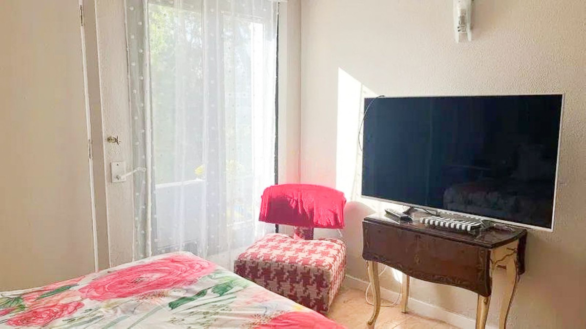 Se vende Apartamento Planta Media de 3 dormitorios en Costa Del Sol, Málaga, España