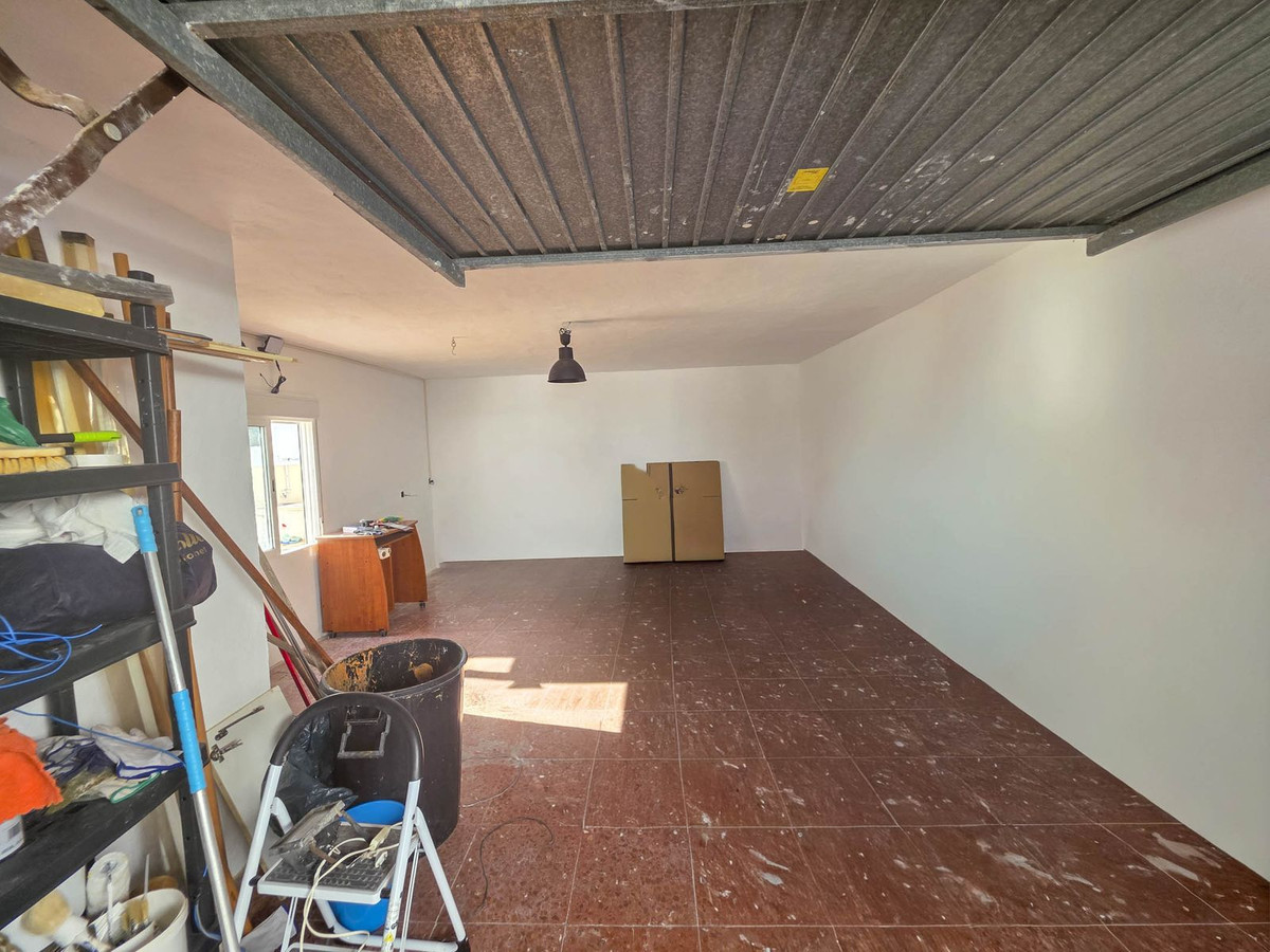 Se vende Villa - Chalet de 3 dormitorios en Costa Del Sol, Málaga, España