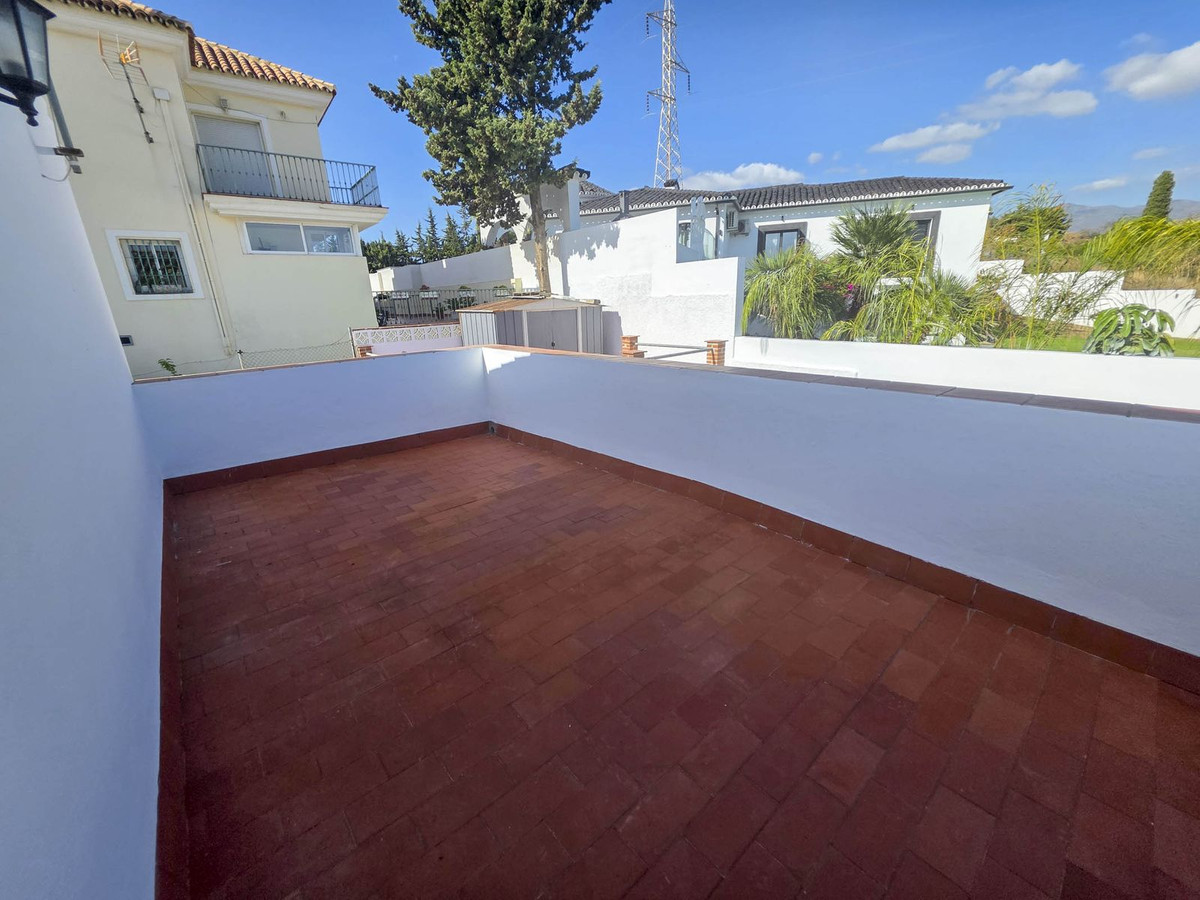 Se vende Villa - Chalet de 3 dormitorios en Costa Del Sol, Málaga, España