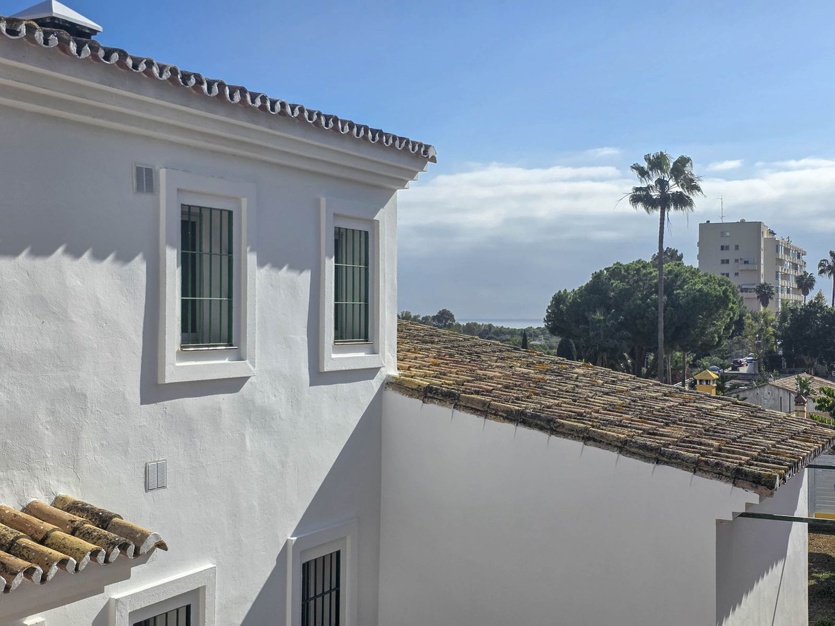 Se vende Villa - Chalet de 3 dormitorios en Costa Del Sol, Málaga, España