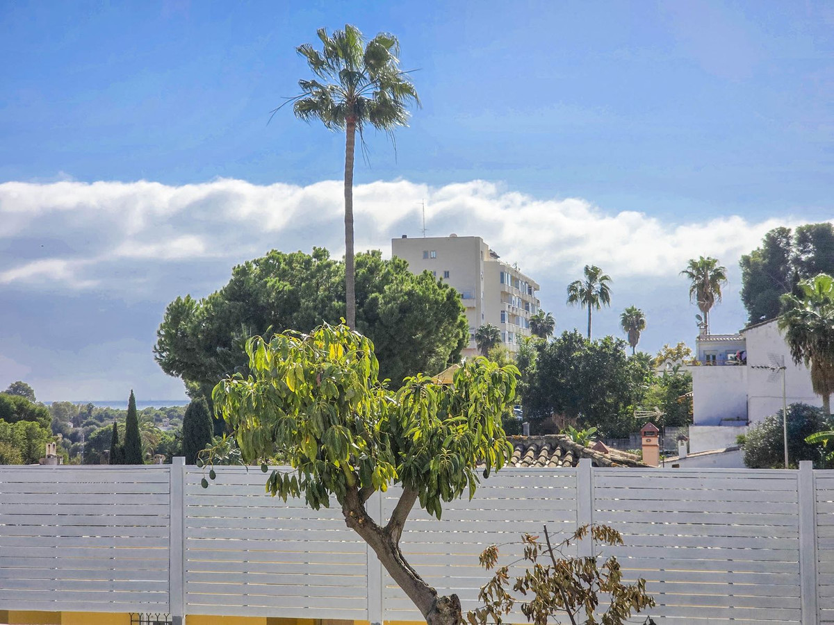 Se vende Villa - Chalet de 3 dormitorios en Costa Del Sol, Málaga, España