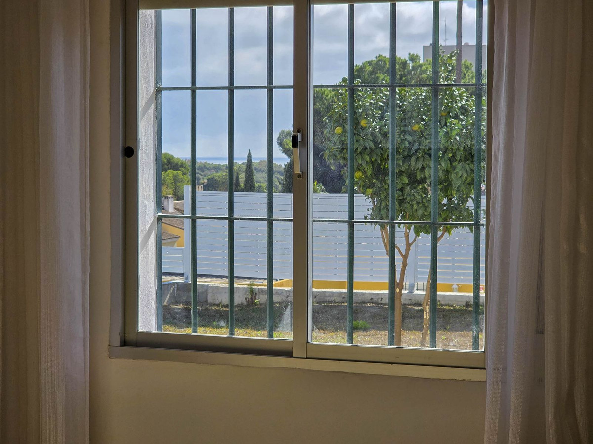 Se vende Villa - Chalet de 3 dormitorios en Costa Del Sol, Málaga, España