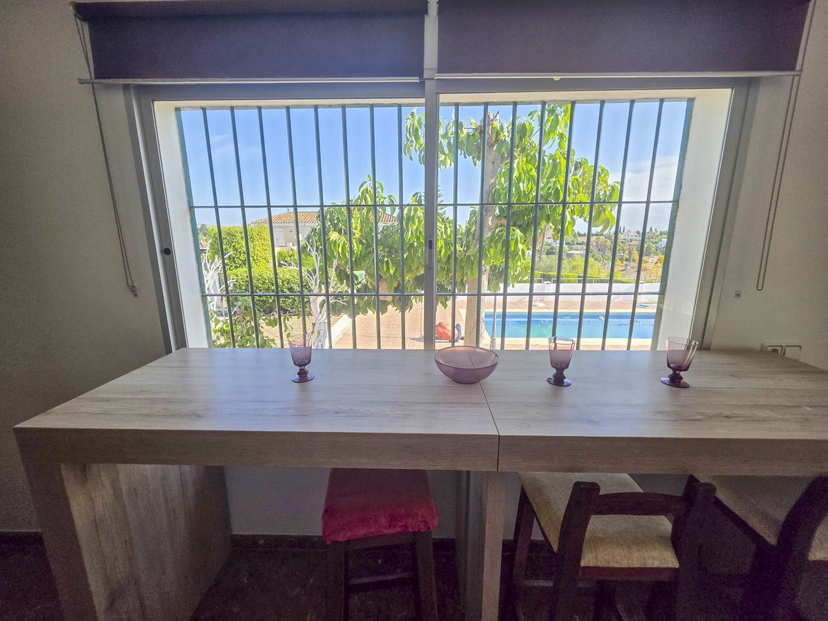 Se vende Villa - Chalet de 3 dormitorios en Costa Del Sol, Málaga, España