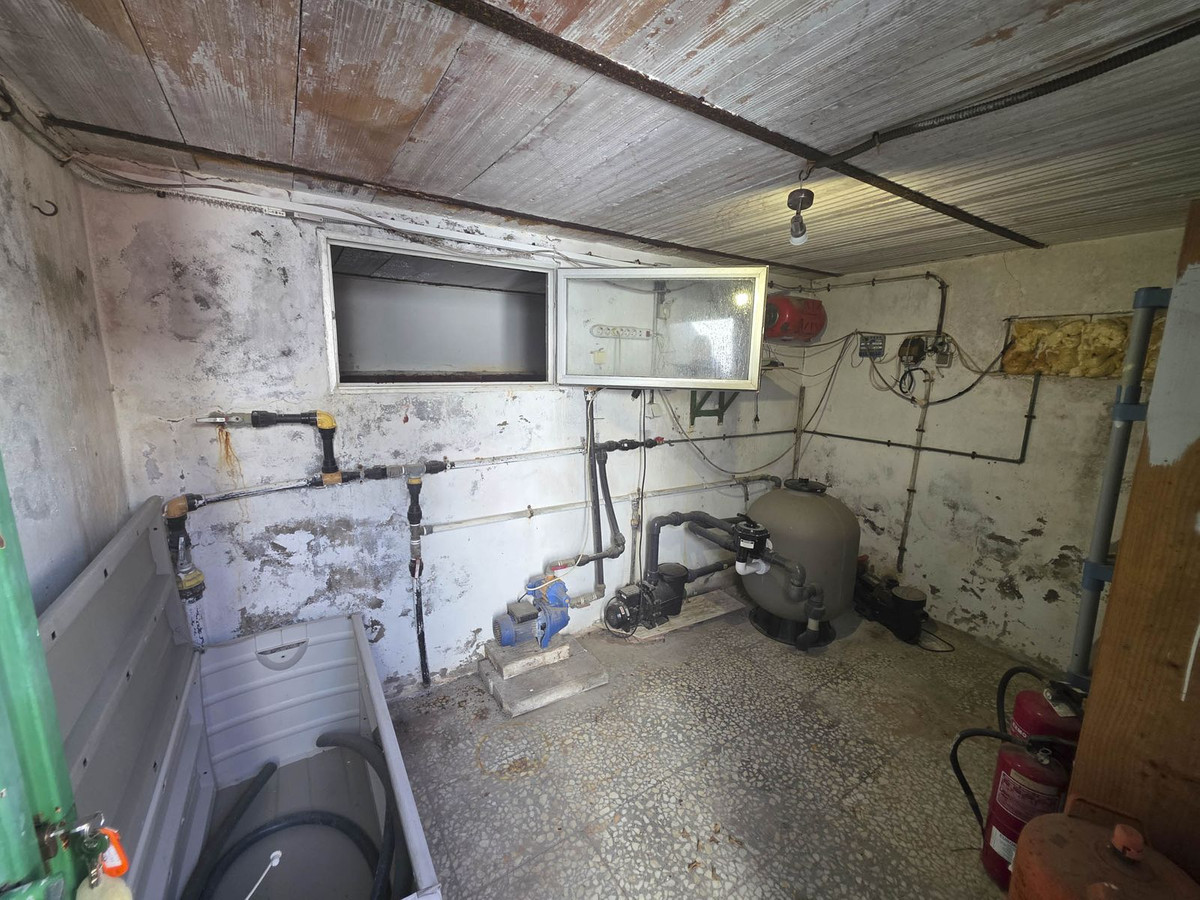 Se vende Villa - Chalet de 3 dormitorios en Costa Del Sol, Málaga, España
