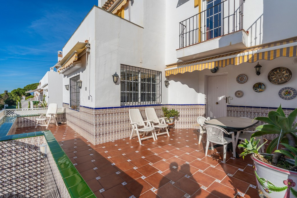 3 Bed Townhouse for sale in Costabella Costa Del Sol, Málaga, Spain