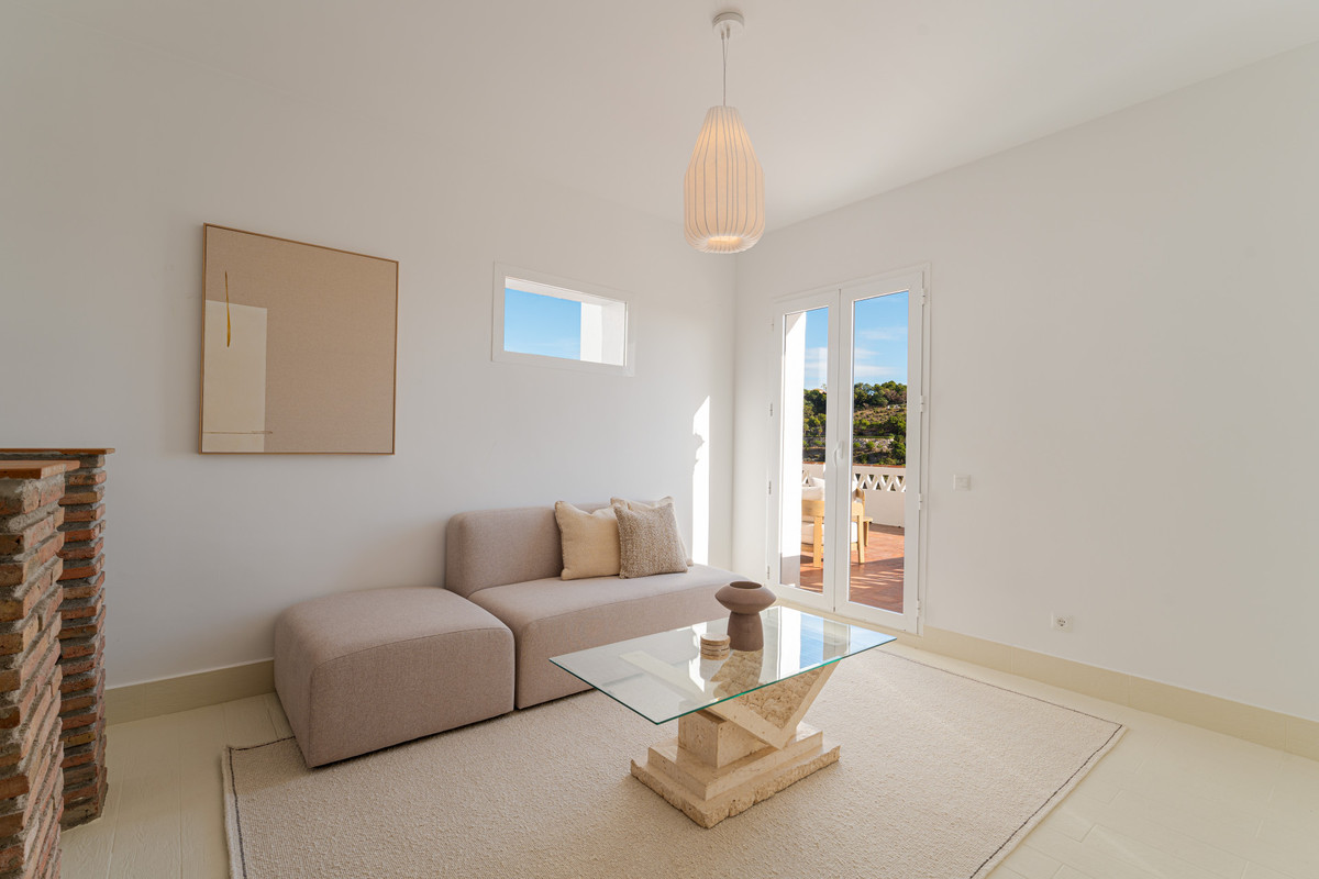 Se vende Villa - Chalet de 6 dormitorios en Costa Del Sol, Málaga, España