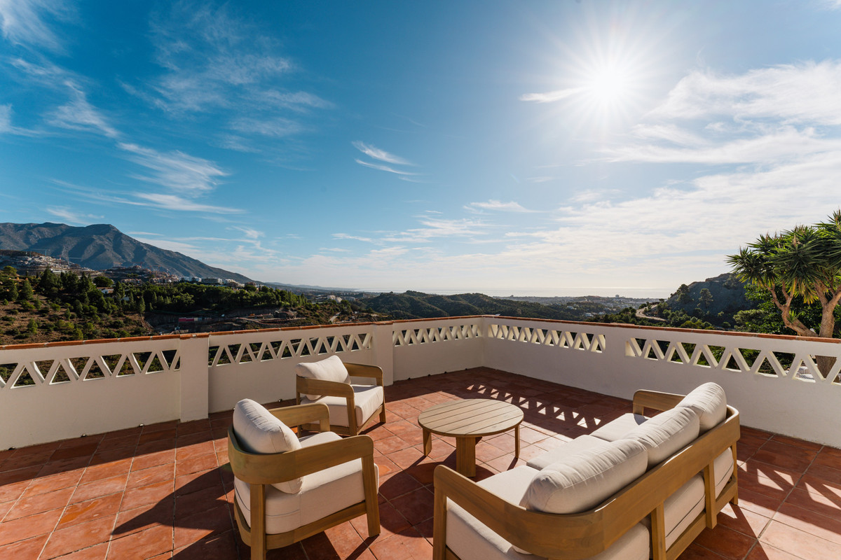 Se vende Villa - Chalet de 6 dormitorios en Costa Del Sol, Málaga, España