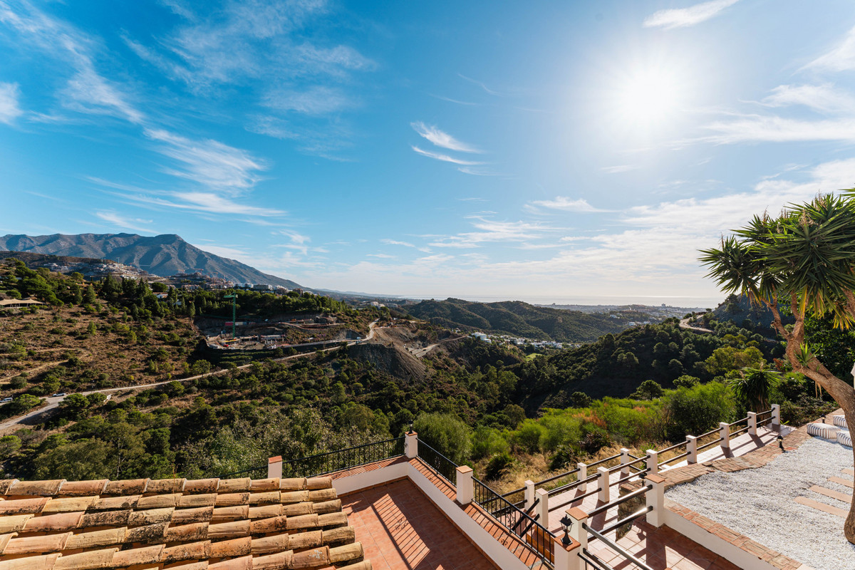 Se vende Villa - Chalet de 6 dormitorios en Costa Del Sol, Málaga, España