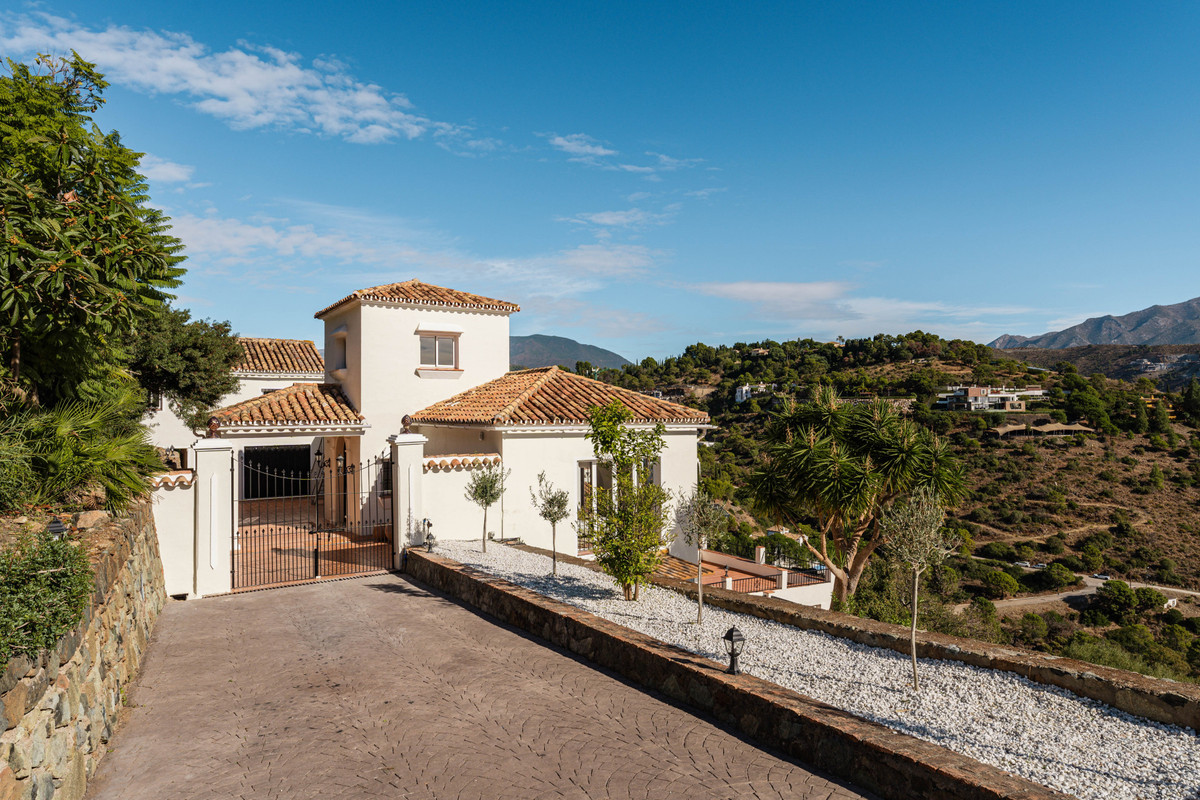 Se vende Villa - Chalet de 6 dormitorios en Costa Del Sol, Málaga, España