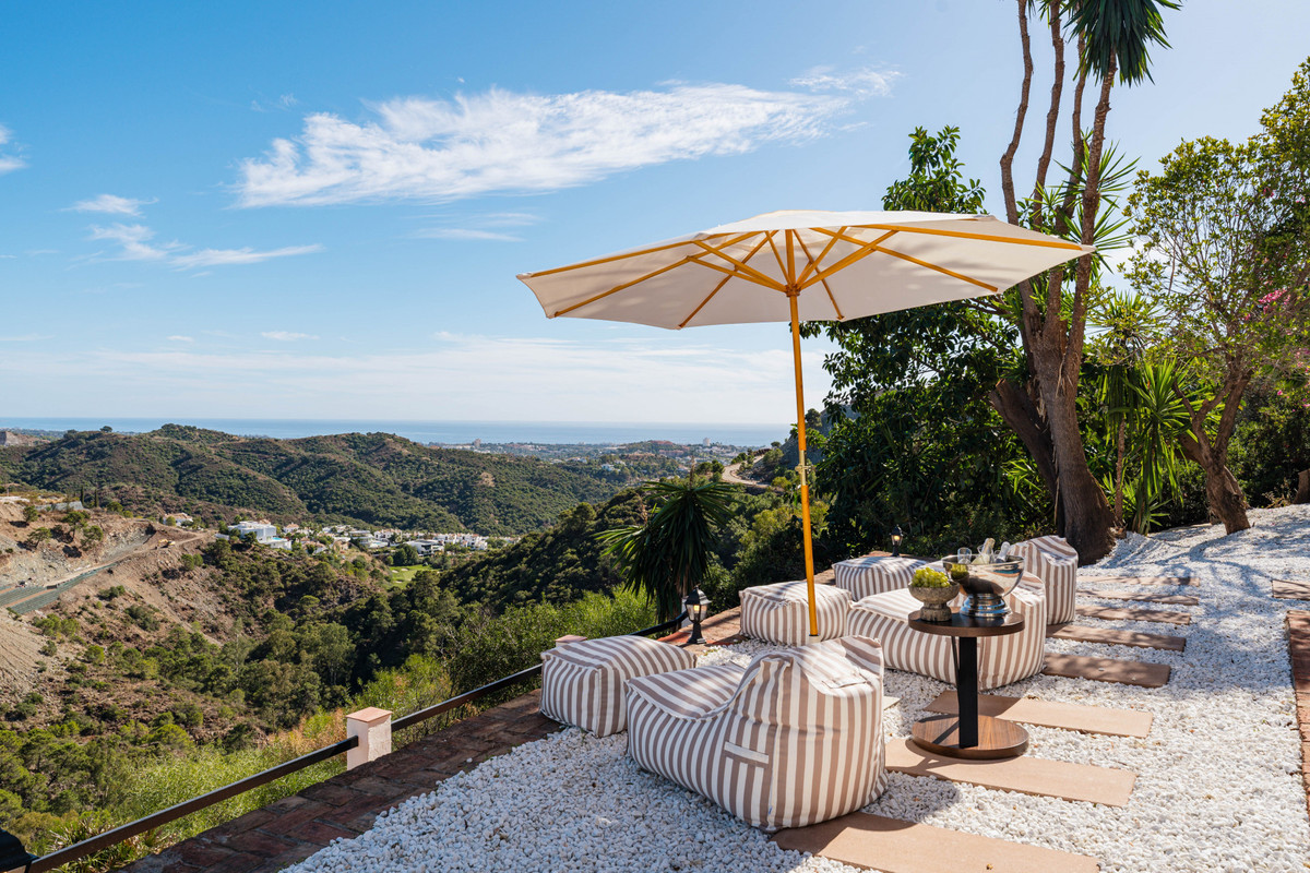 Se vende Villa - Chalet de 6 dormitorios en Costa Del Sol, Málaga, España