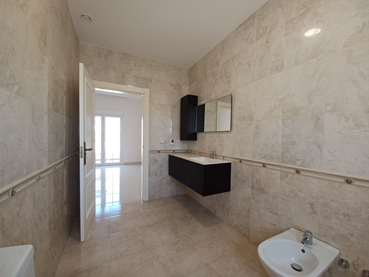 4 Bed Townhouse for sale in Cabo Roig Costa Blanca, Alicante, Spain