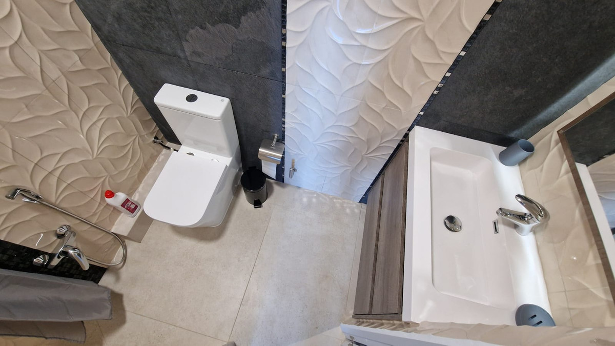 Se vende Villa - Chalet de 4 dormitorios en Costa Blanca, Alicante, España