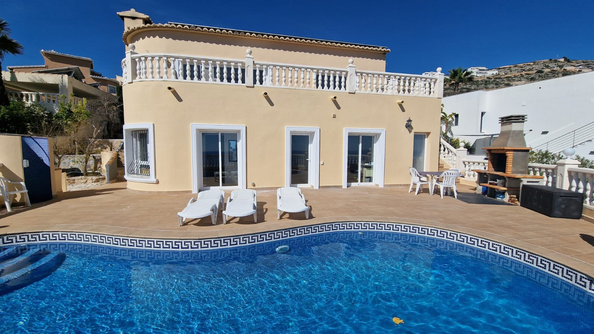 Se vende Villa - Chalet de 4 dormitorios en Costa Blanca, Alicante, España