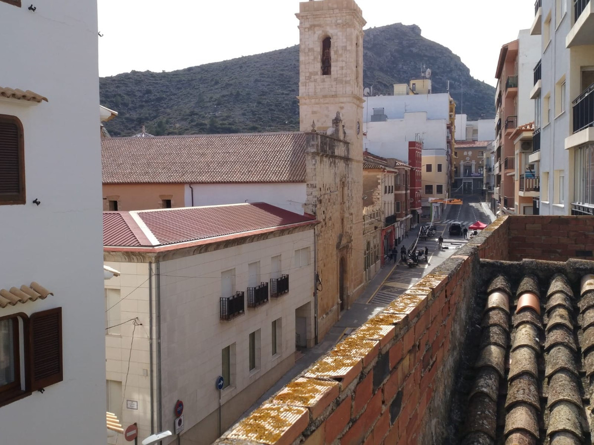5 Bed Townhouse for sale in Pedreguer Costa Blanca, Alicante, Spain