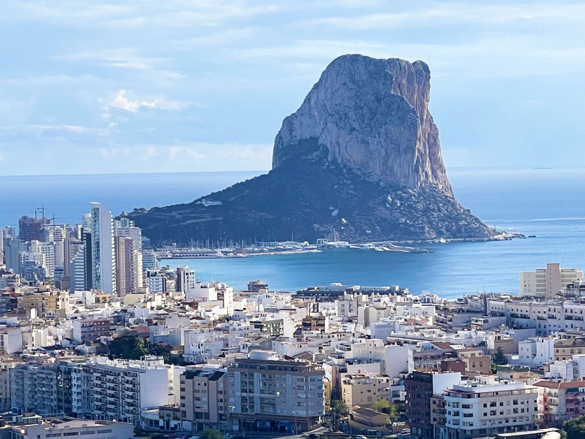 Se vende Villa - Chalet de 4 dormitorios en Costa Blanca, Alicante, España