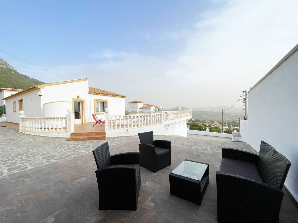 Se vende Villa - Chalet de 4 dormitorios en Costa Blanca, Alicante, España