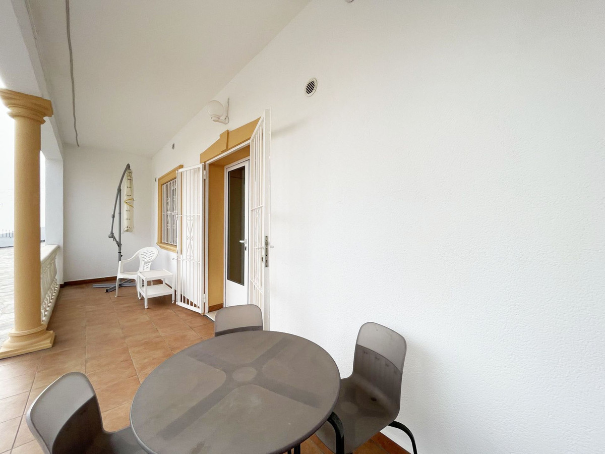 Se vende Villa - Chalet de 4 dormitorios en Costa Blanca, Alicante, España
