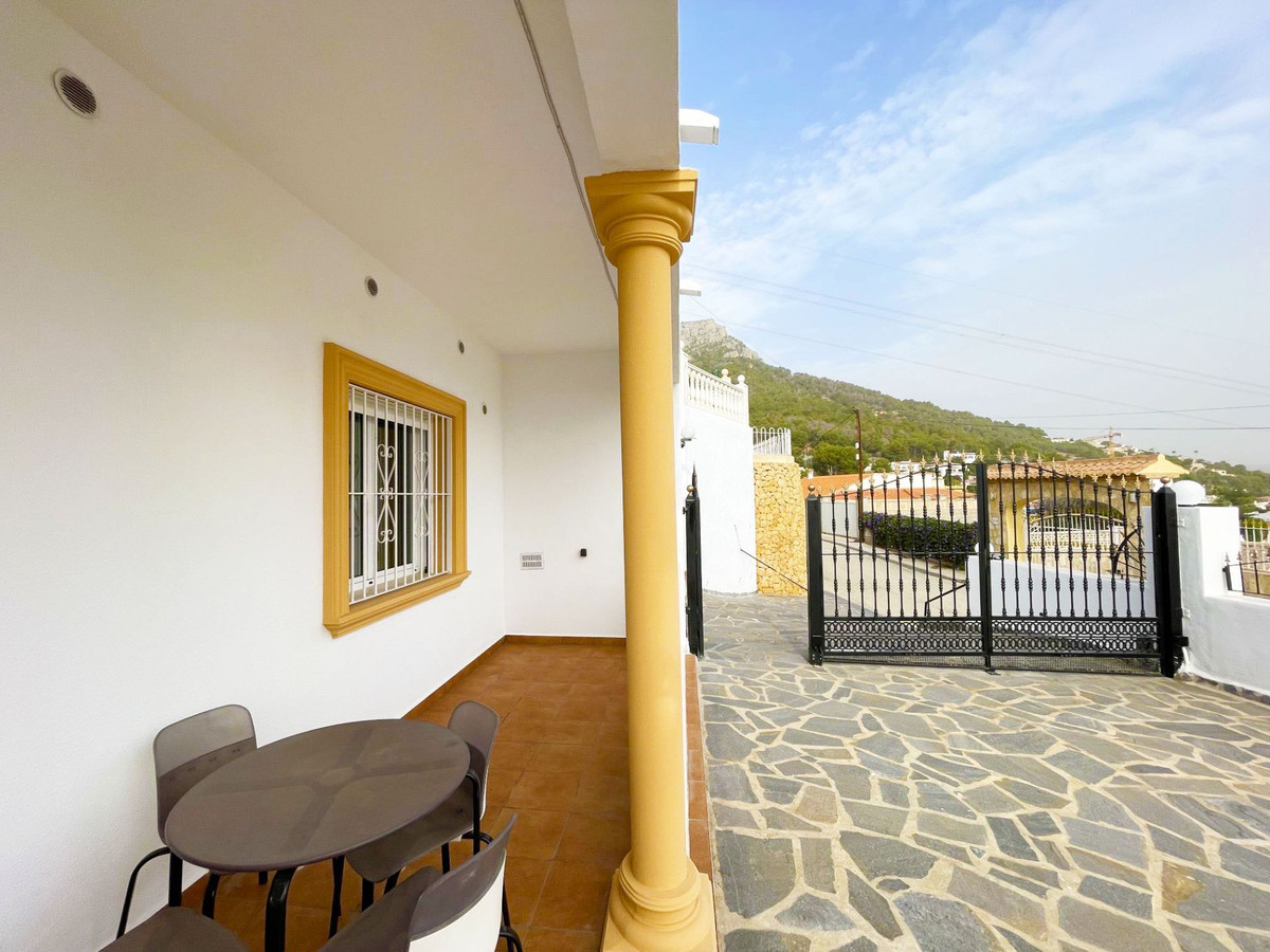 Se vende Villa - Chalet de 4 dormitorios en Costa Blanca, Alicante, España
