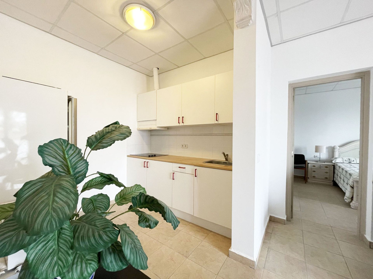 Se vende Villa - Chalet de 4 dormitorios en Costa Blanca, Alicante, España