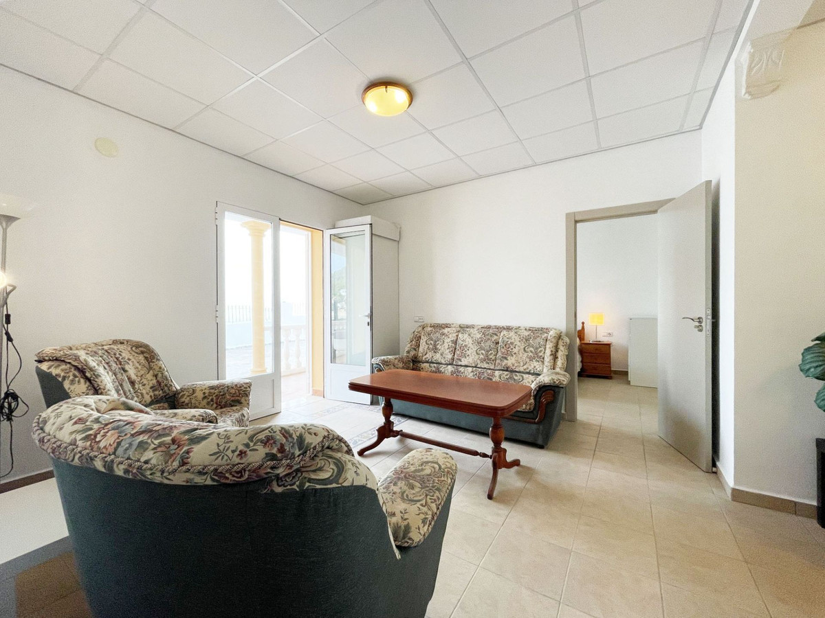 Se vende Villa - Chalet de 4 dormitorios en Costa Blanca, Alicante, España