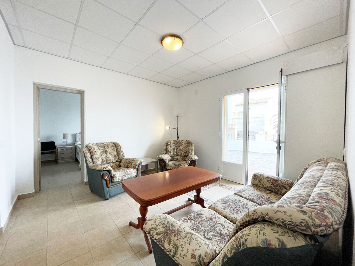 Se vende Villa - Chalet de 4 dormitorios en Costa Blanca, Alicante, España