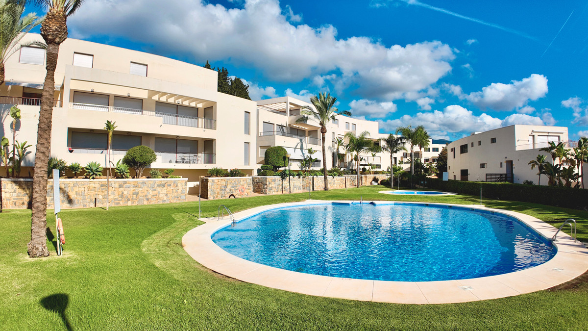 Se vende Apartamento Planta Baja de 3 dormitorios en Costa Del Sol, Málaga, España