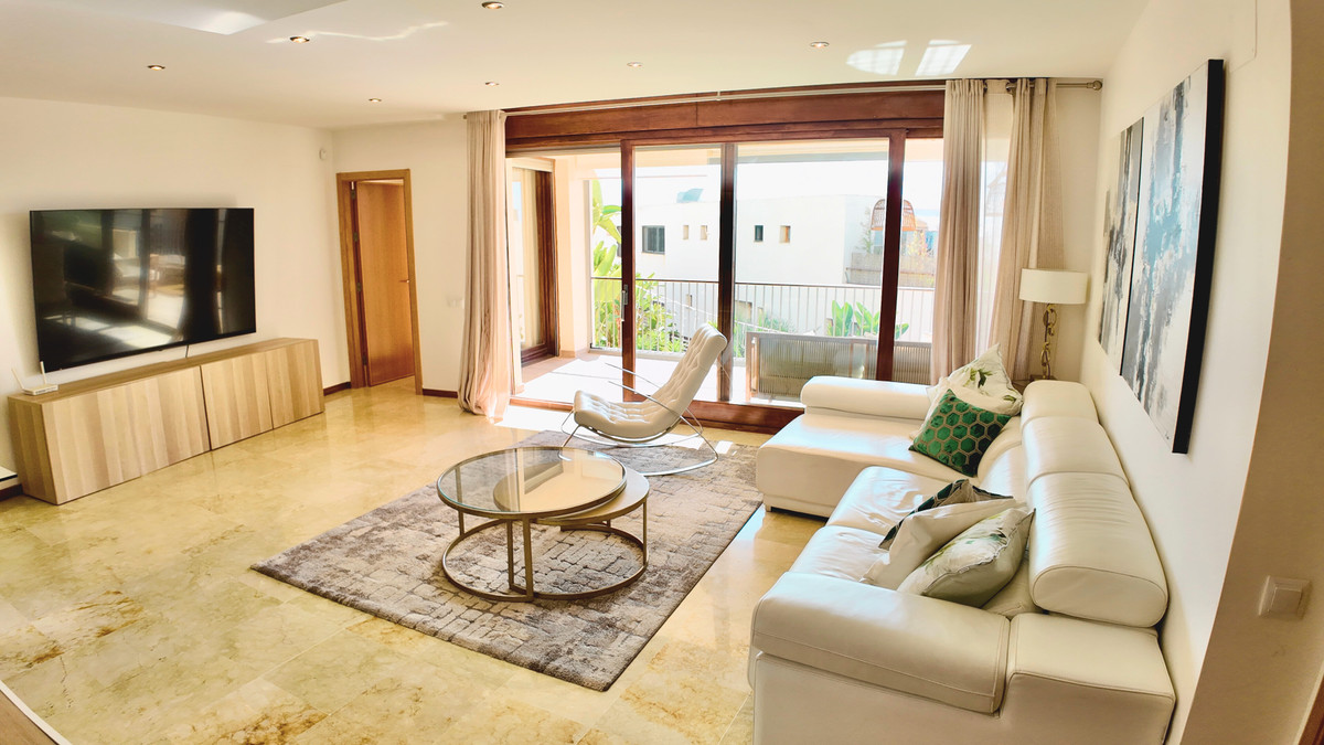 Se vende Apartamento Planta Baja de 3 dormitorios en Costa Del Sol, Málaga, España