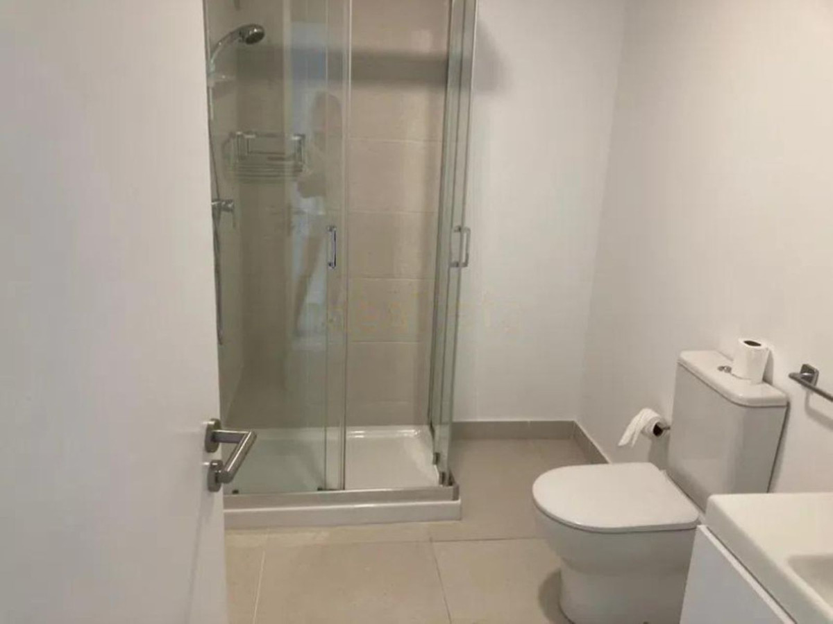 Se vende Apartamento Planta Baja de 3 dormitorios en Costa Del Sol, Cadiz, España