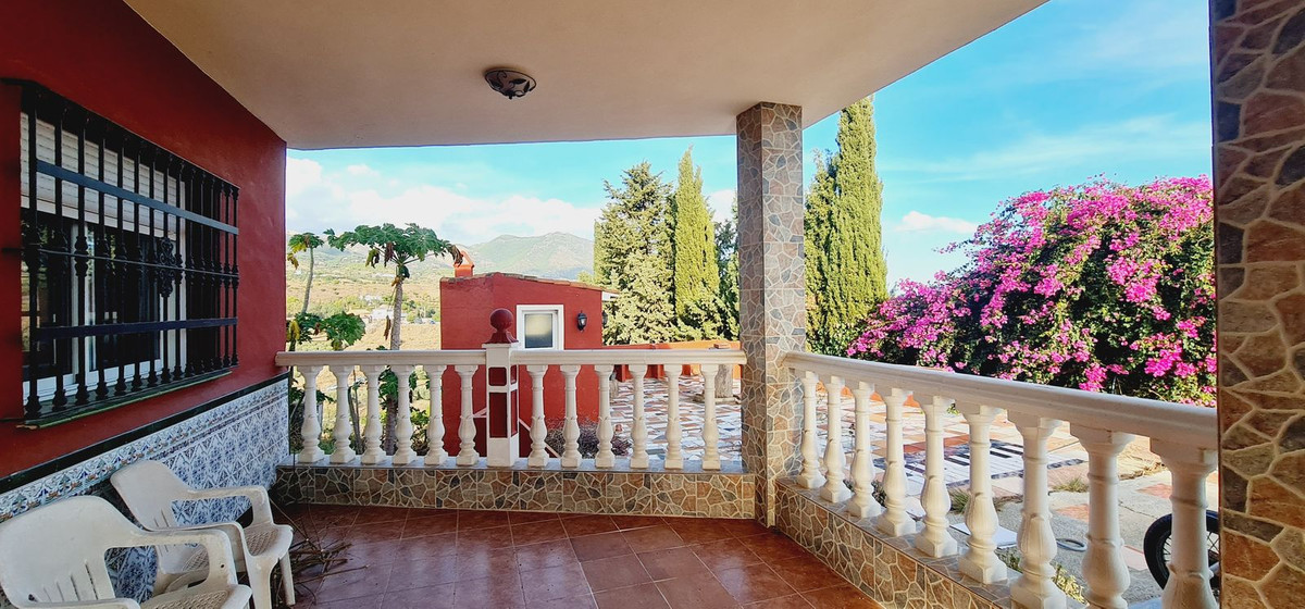 3 Bed Townhouse for sale in Fuengirola Costa Del Sol, Málaga, Spain