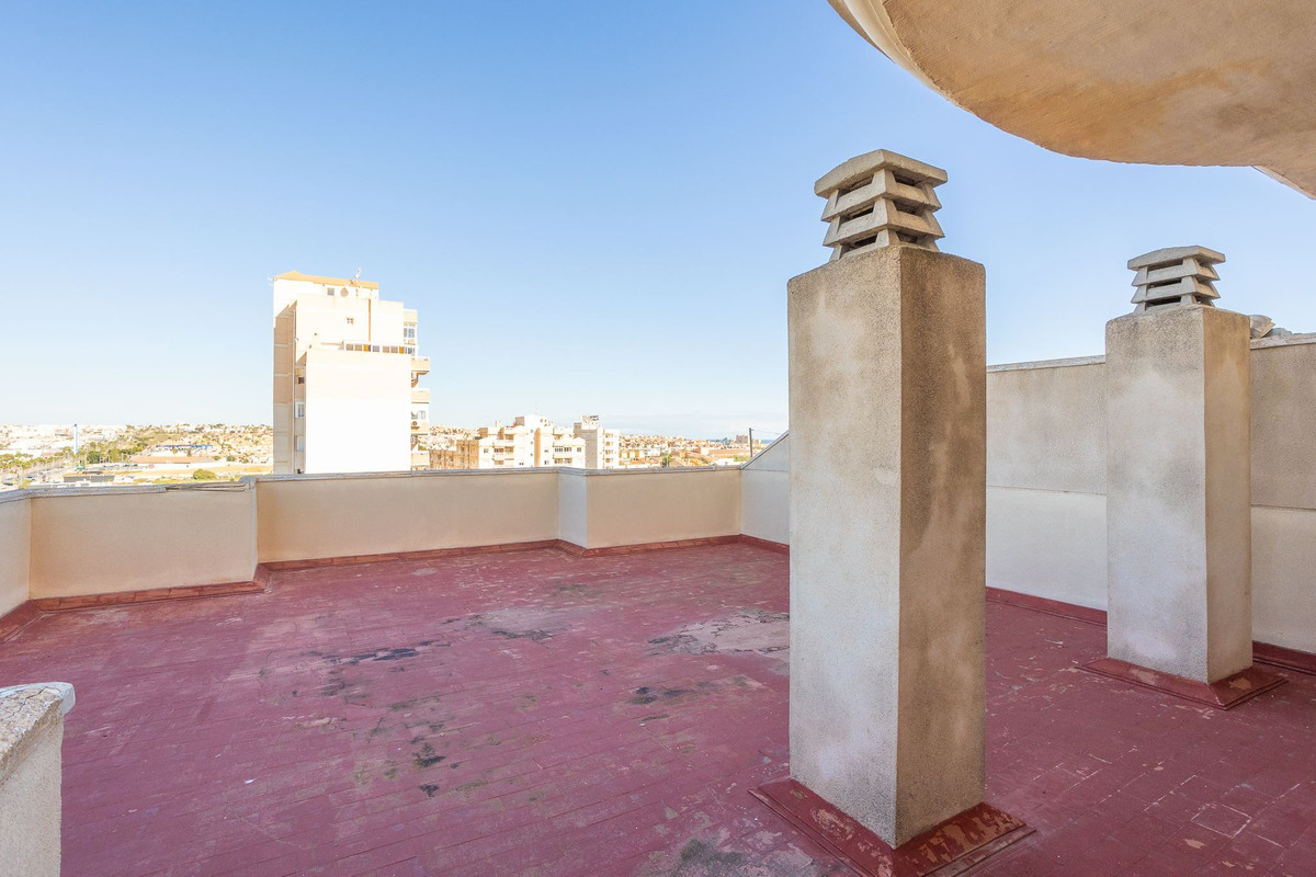Se vende Apartamento Planta Media de 2 dormitorios en Costa Blanca, Alicante, España