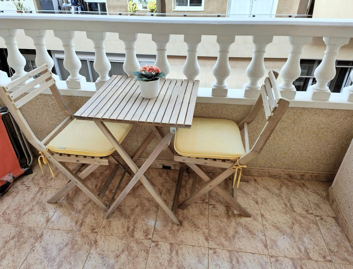 Se vende Apartamento Planta Media de 2 dormitorios en Costa Blanca, Alicante, España