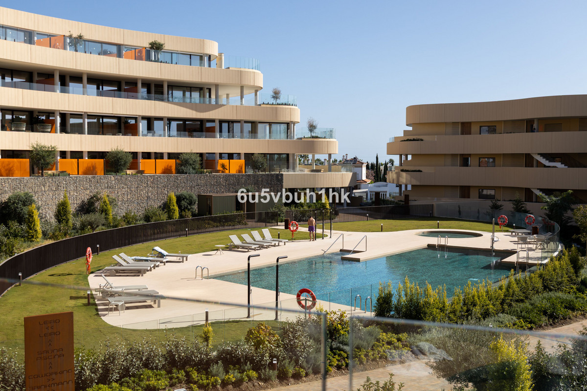 2 Bed Apartment for sale in Fuengirola Costa Del Sol, Málaga, Spain