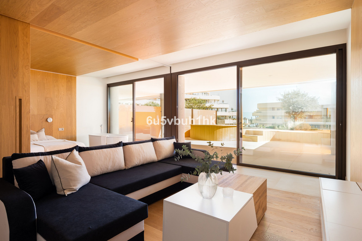 2 Bed Apartment for sale in Fuengirola Costa Del Sol, Málaga, Spain