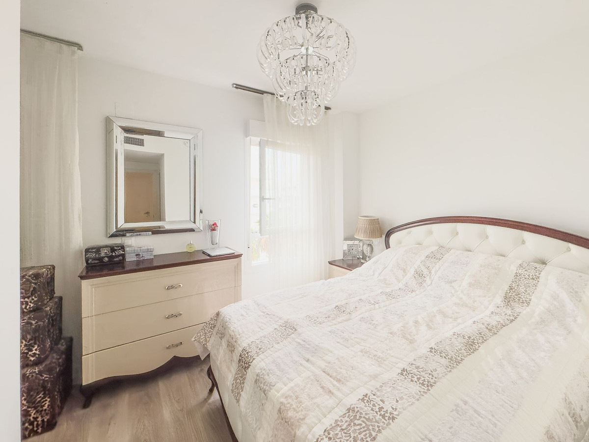 3 Bed Apartment for sale in Nueva Andalucía Costa Del Sol, Málaga, Spain