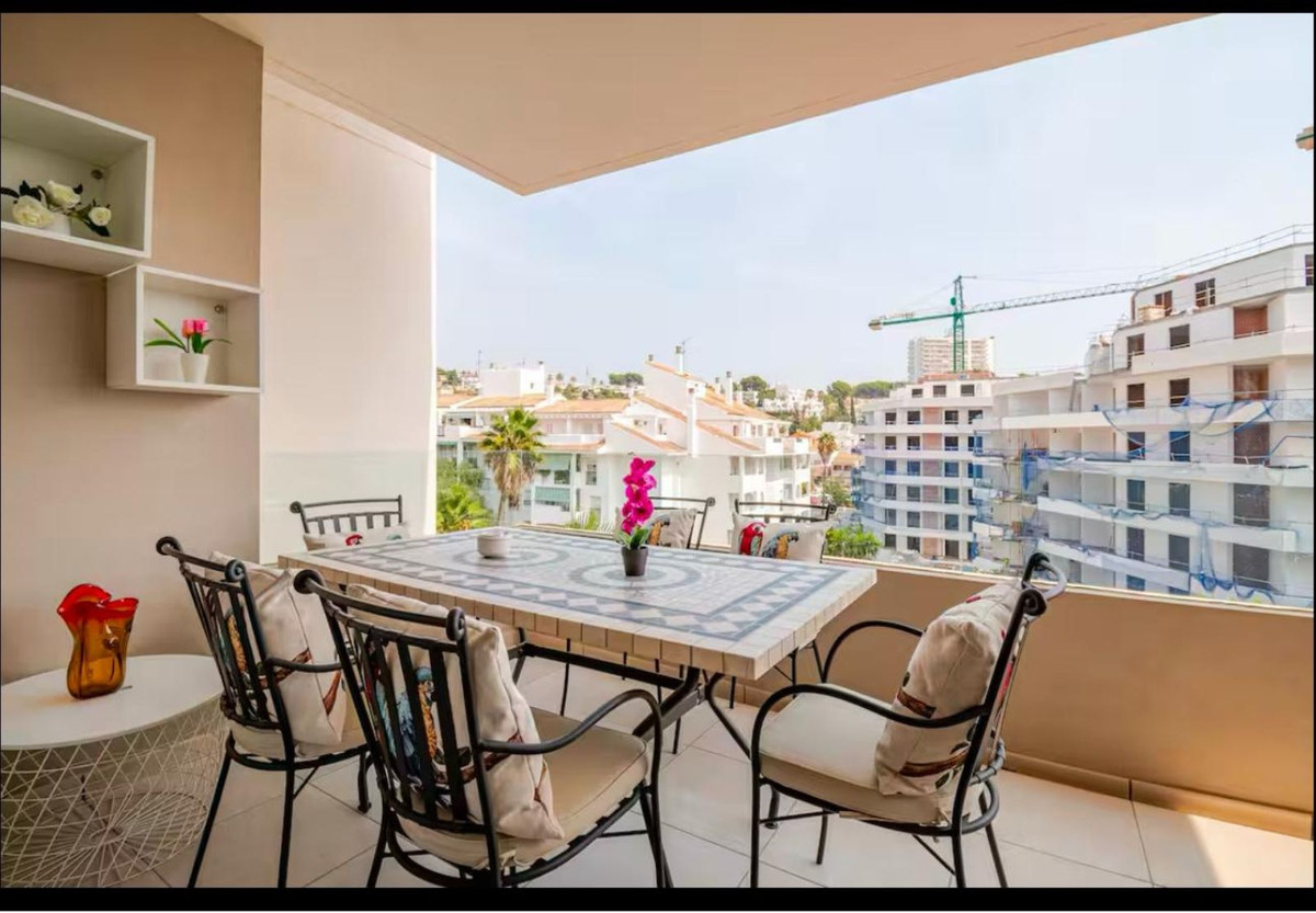 3 Bed Apartment for sale in Nueva Andalucía Costa Del Sol, Málaga, Spain