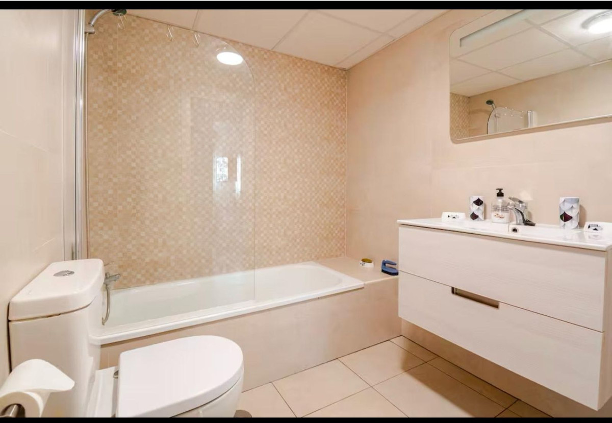 3 Bed Apartment for sale in Nueva Andalucía Costa Del Sol, Málaga, Spain