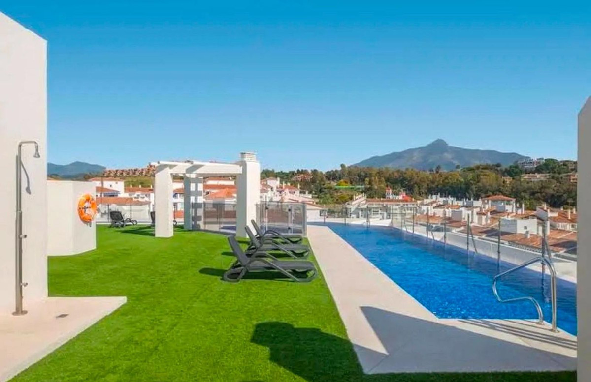 3 Bed Apartment for sale in Nueva Andalucía Costa Del Sol, Málaga, Spain