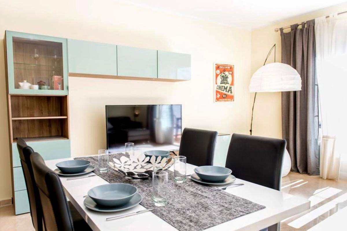 2 Bed Apartment for sale in El Presidente Costa Del Sol, Málaga, Spain
