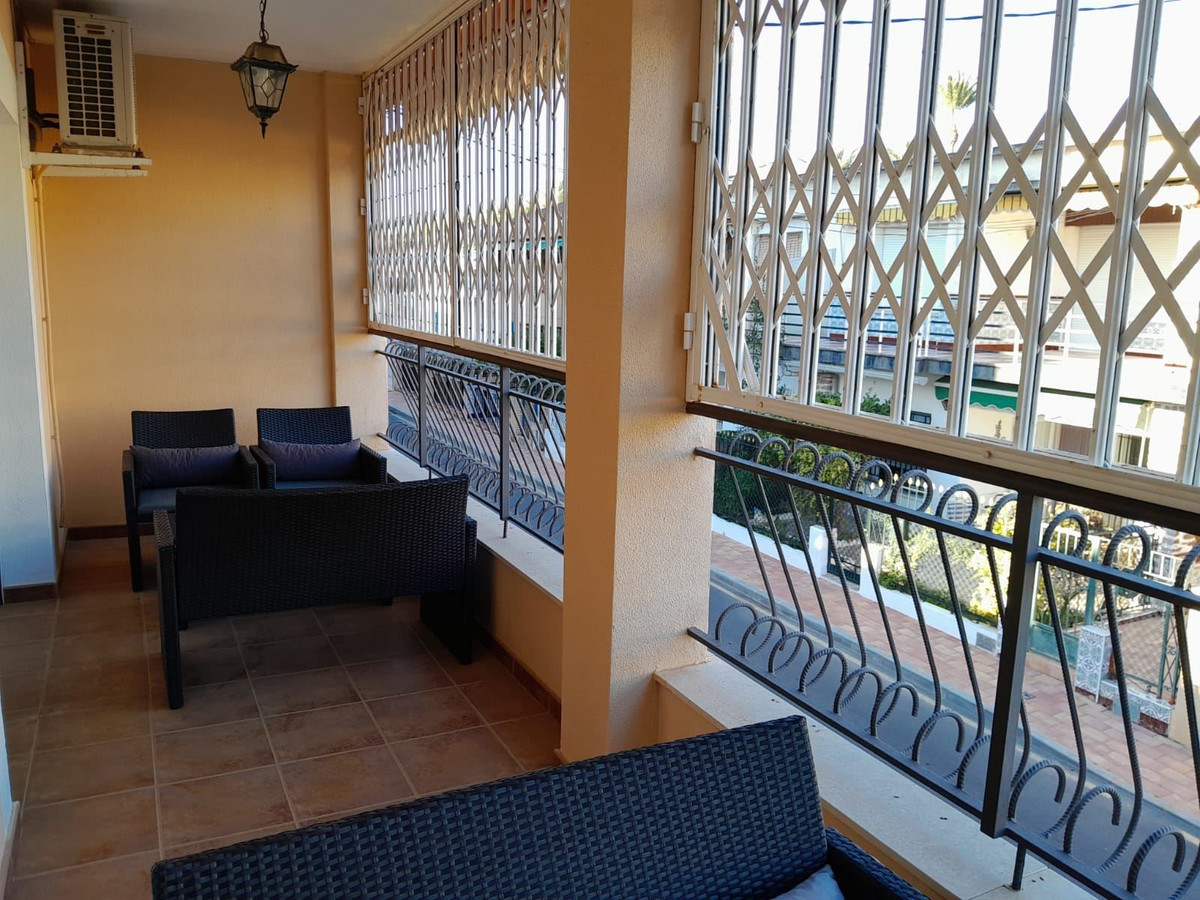 Se vende Apartamento Planta Media de 4 dormitorios en Costa Calida, Murcia, España