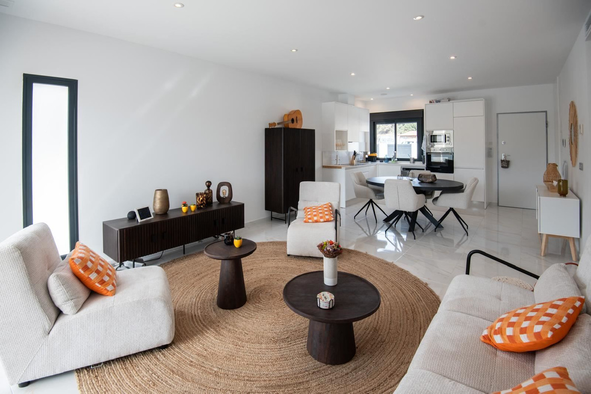 Se vende Villa - Chalet de 3 dormitorios en Costa Blanca, Alicante, España
