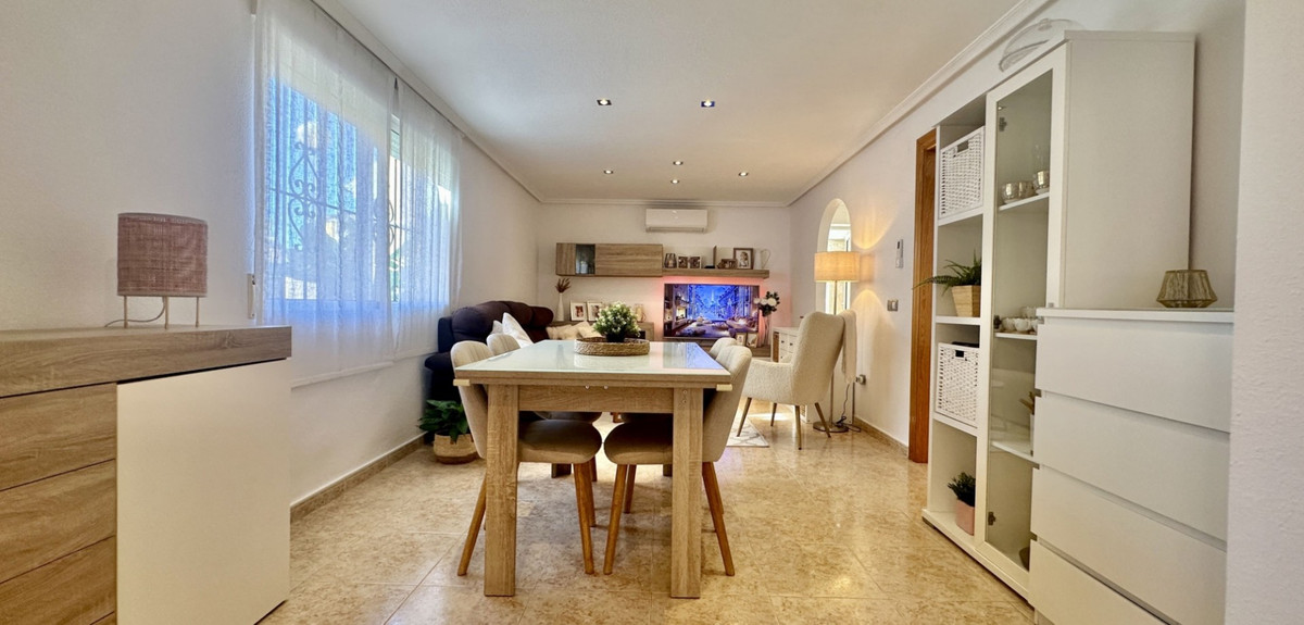 Se vende Adosada de 3 dormitorios en Costa Blanca, Alicante, España