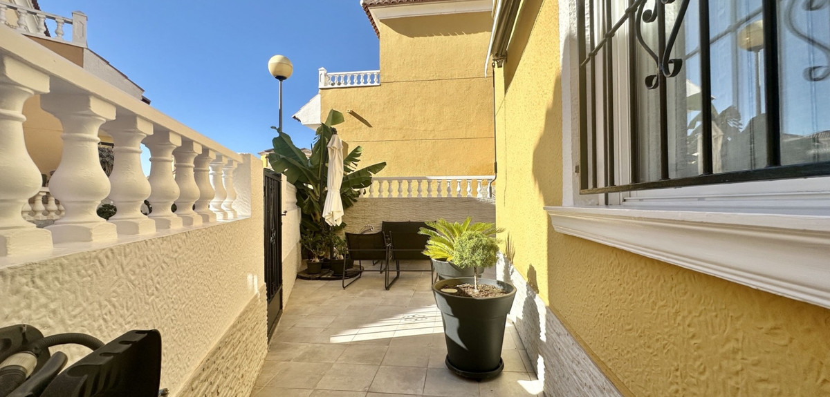 Se vende Adosada de 3 dormitorios en Costa Blanca, Alicante, España