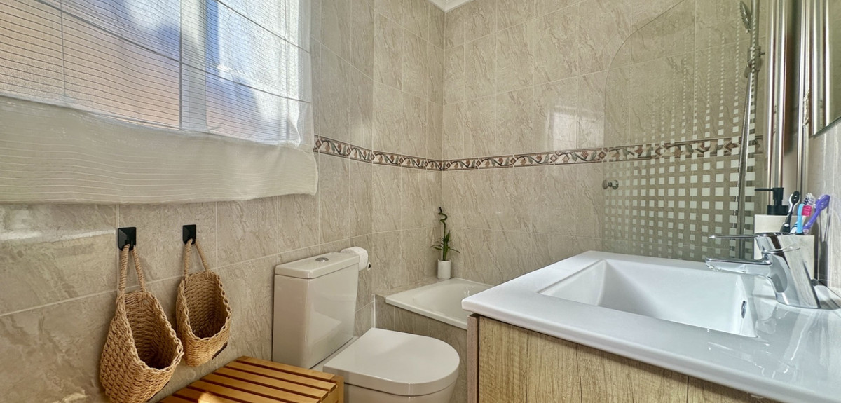 Se vende Adosada de 3 dormitorios en Costa Blanca, Alicante, España