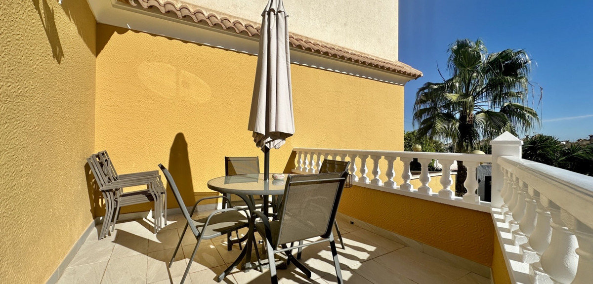 Se vende Adosada de 3 dormitorios en Costa Blanca, Alicante, España