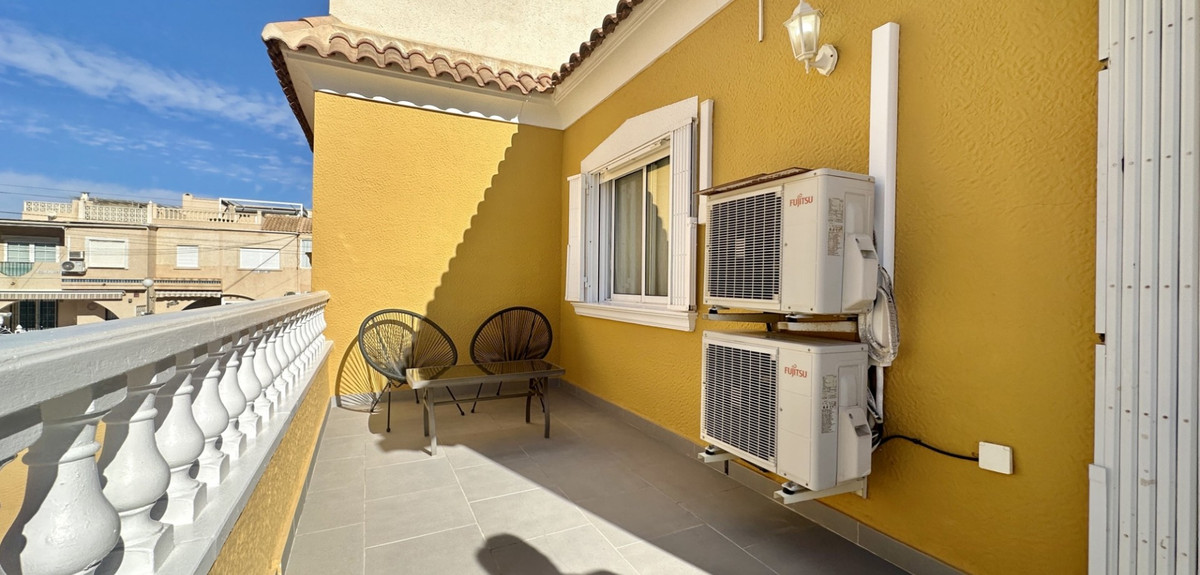 Se vende Adosada de 3 dormitorios en Costa Blanca, Alicante, España