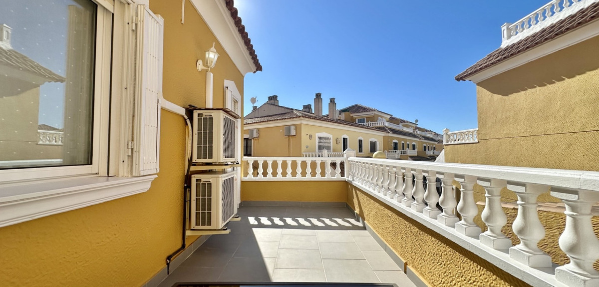 Se vende Adosada de 3 dormitorios en Costa Blanca, Alicante, España