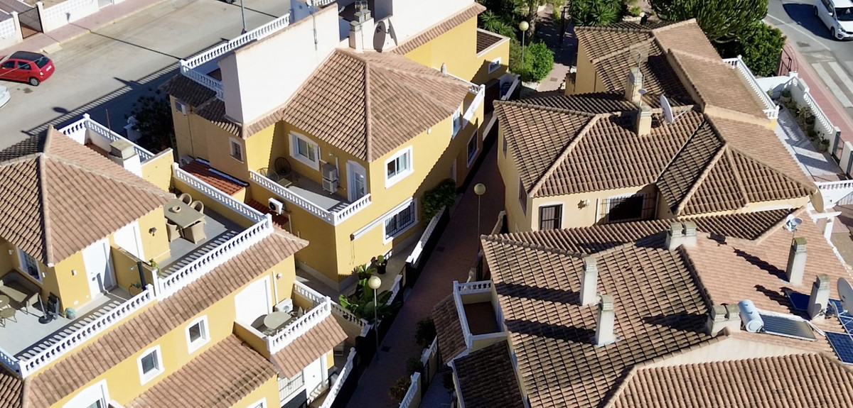 Se vende Adosada de 3 dormitorios en Costa Blanca, Alicante, España